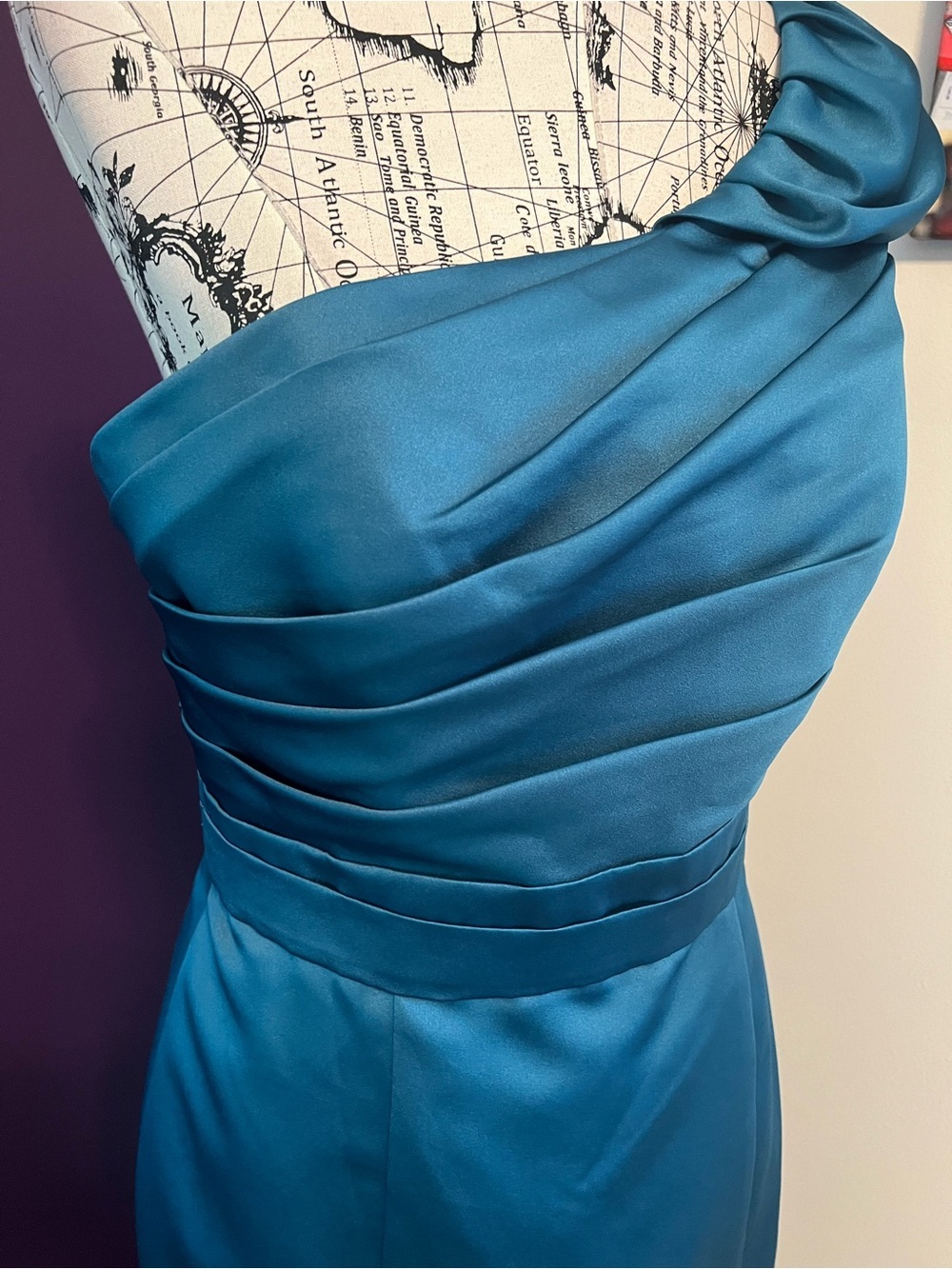 Alfred Angelo Teal One-Shoulder Satin Sheath Dress - Picture 4 of 9